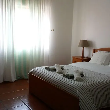 West House Consolação Peniche